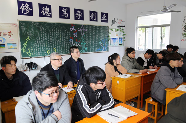 常州市教科院来我校教学调研