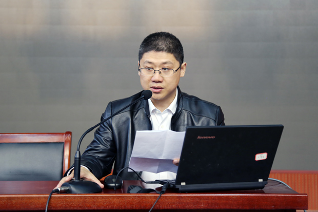 我校举行艾滋病防治知识专题讲座