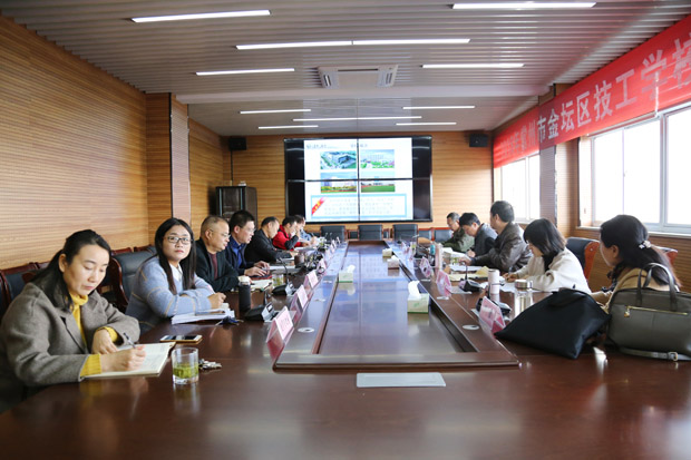 我校迎接常州市技工院校十项目标管理考核