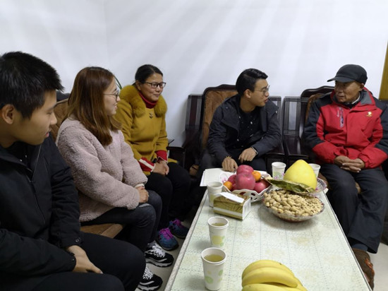 家校心连心  共谱师生情